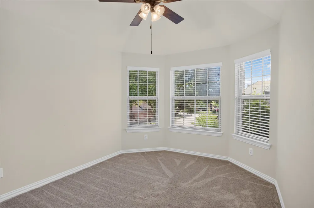 842 Sun Meadow Road Allen, TX 75013