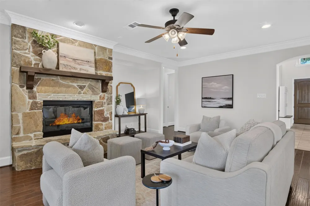 842 Sun Meadow Road Allen, TX 75013