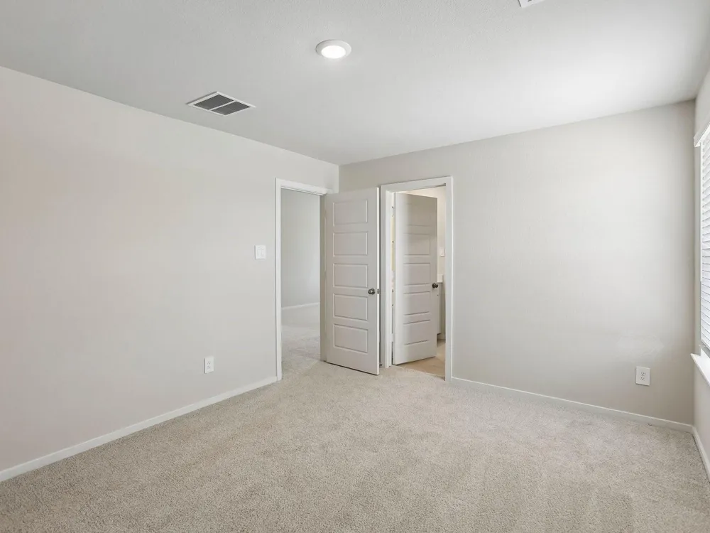 31106 Amalfi Cliff Drive Huffman, TX 77336