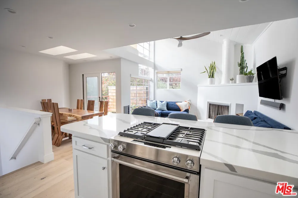 29233 Heathercliff Road Malibu, CA 90265