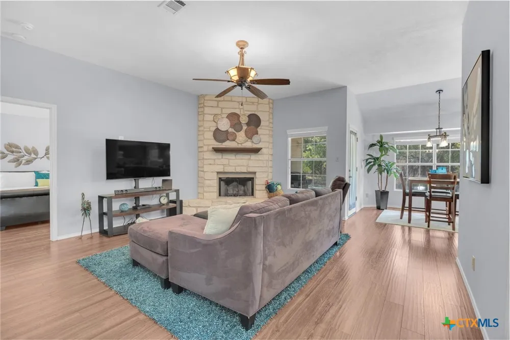 8300 Red Willow Drive Austin, TX 78736