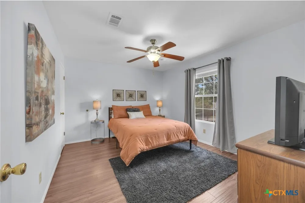 8300 Red Willow Drive Austin, TX 78736
