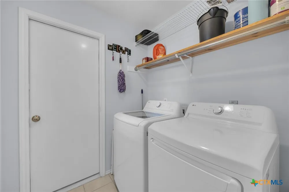 8300 Red Willow Drive Austin, TX 78736