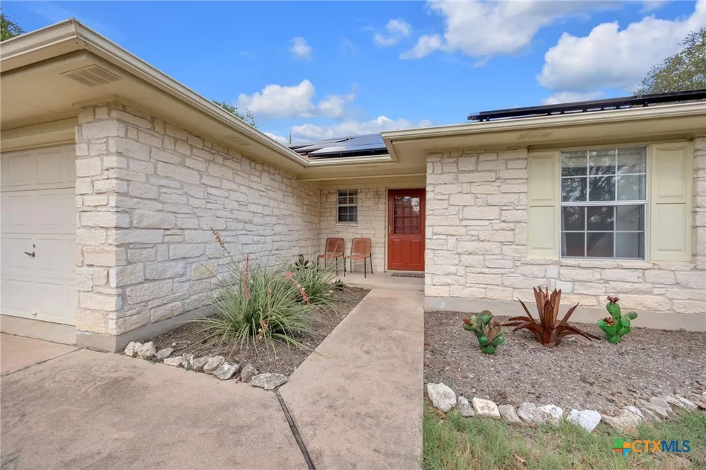 8300 Red Willow Drive Austin, TX 78736