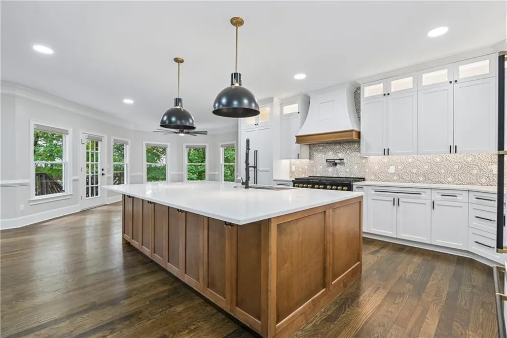 2745 Kensington Court Cumming, GA 30041