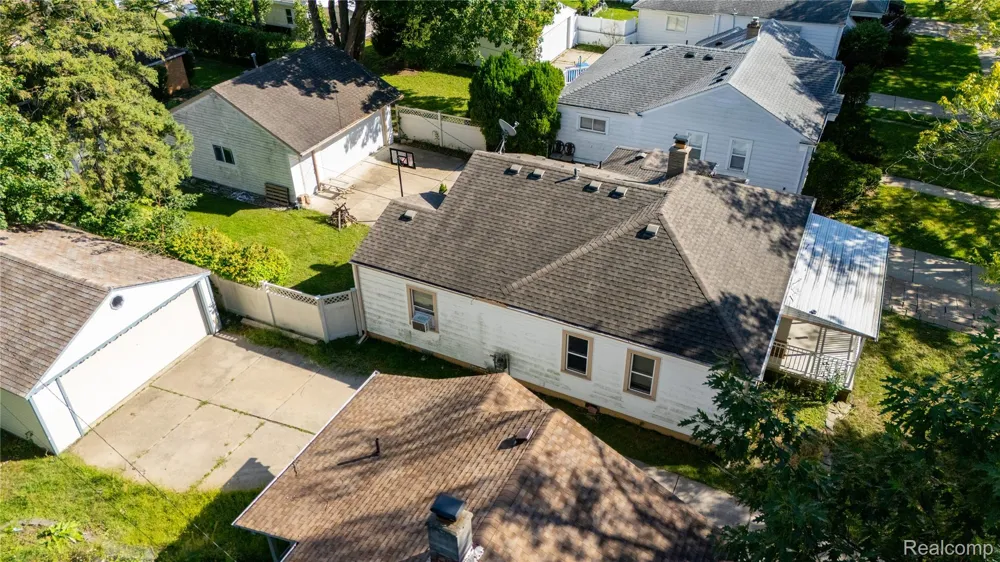 7514 Silvery Lane Dearborn Heights City, MI 48127