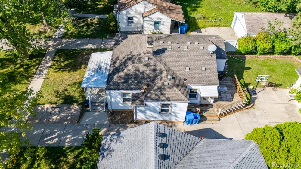 7514 Silvery Lane Dearborn Heights City, MI 48127