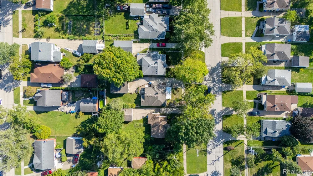 7514 Silvery Lane Dearborn Heights City, MI 48127