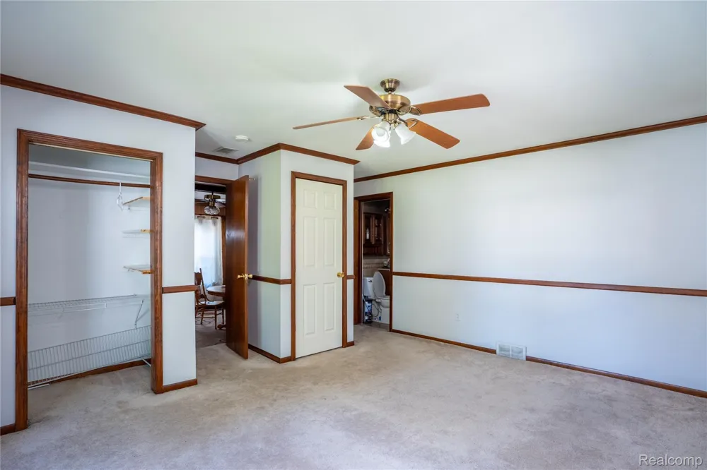 7514 Silvery Lane Dearborn Heights City, MI 48127