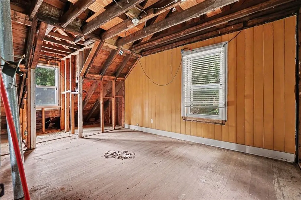 6044 Shadow Rock Drive Lithonia, GA 30058