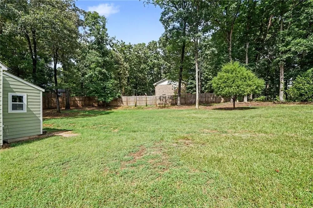 6044 Shadow Rock Drive Lithonia, GA 30058