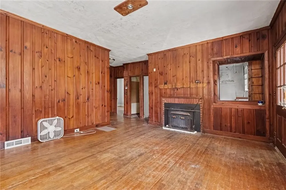6044 Shadow Rock Drive Lithonia, GA 30058