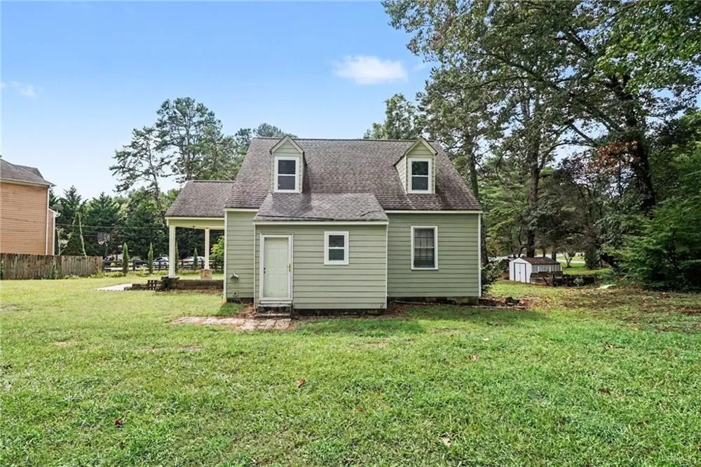 6044 Shadow Rock Drive Lithonia, GA 30058