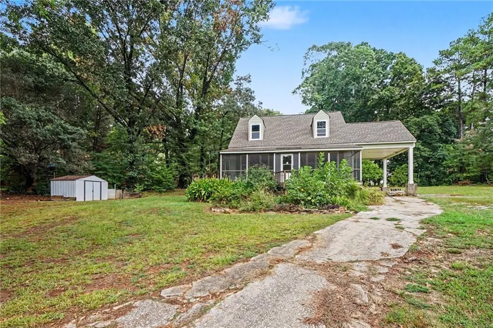 6044 Shadow Rock Drive Lithonia, GA 30058