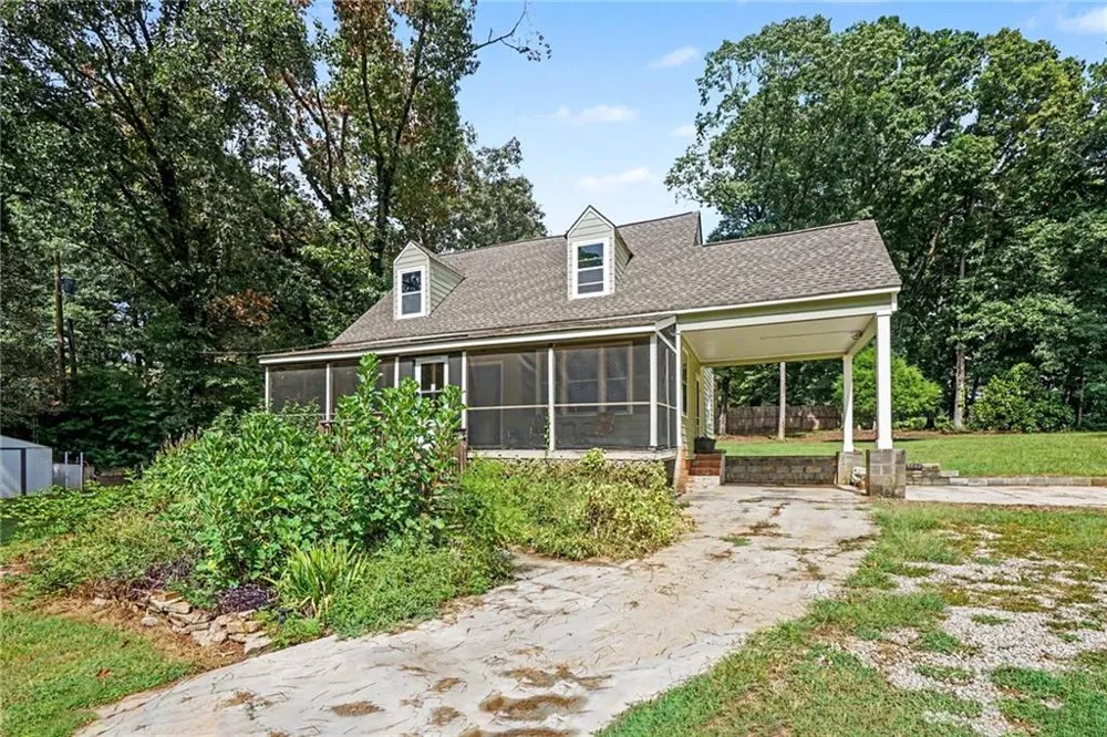 6044 Shadow Rock Drive Lithonia, GA 30058