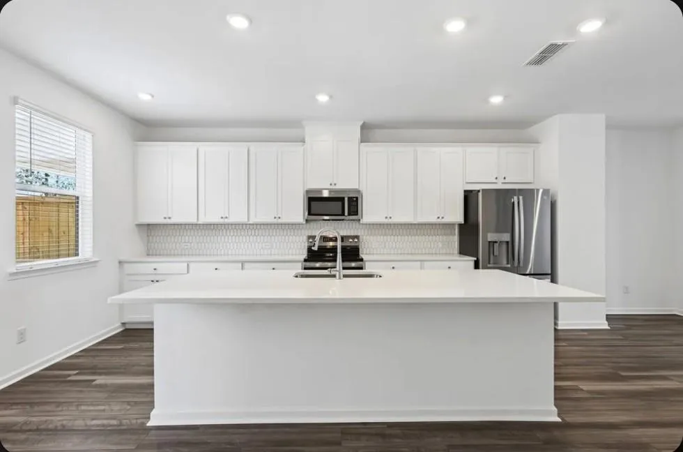 627 Oak Bluff Drive Cumming, GA 30040