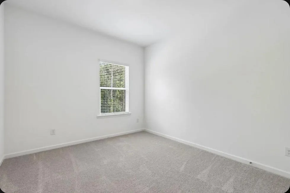 627 Oak Bluff Drive Cumming, GA 30040