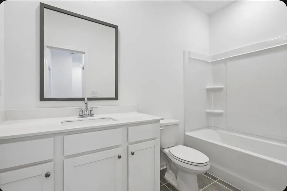 627 Oak Bluff Drive Cumming, GA 30040