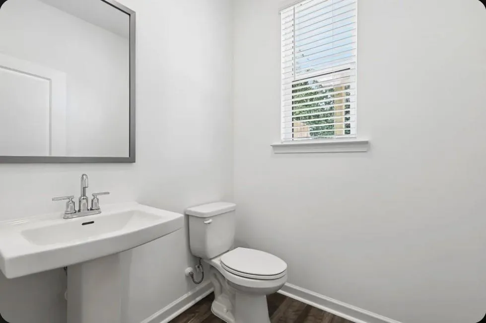 627 Oak Bluff Drive Cumming, GA 30040