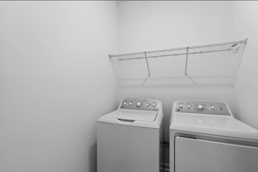 627 Oak Bluff Drive Cumming, GA 30040