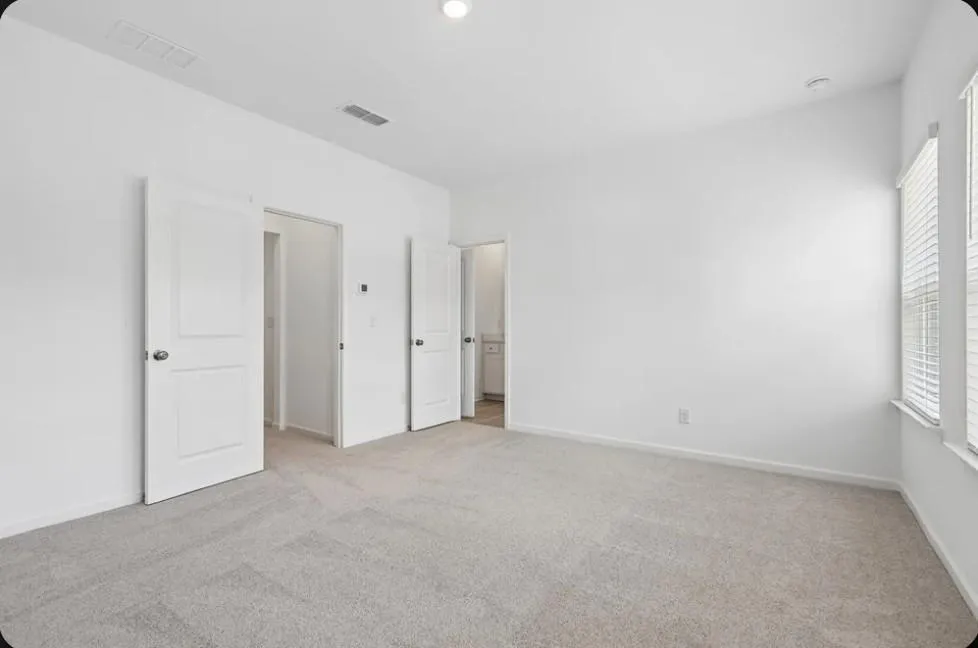 627 Oak Bluff Drive Cumming, GA 30040