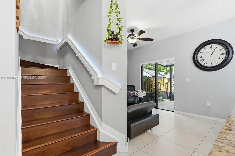 16335 SW 44th Ter Miami, FL 33185