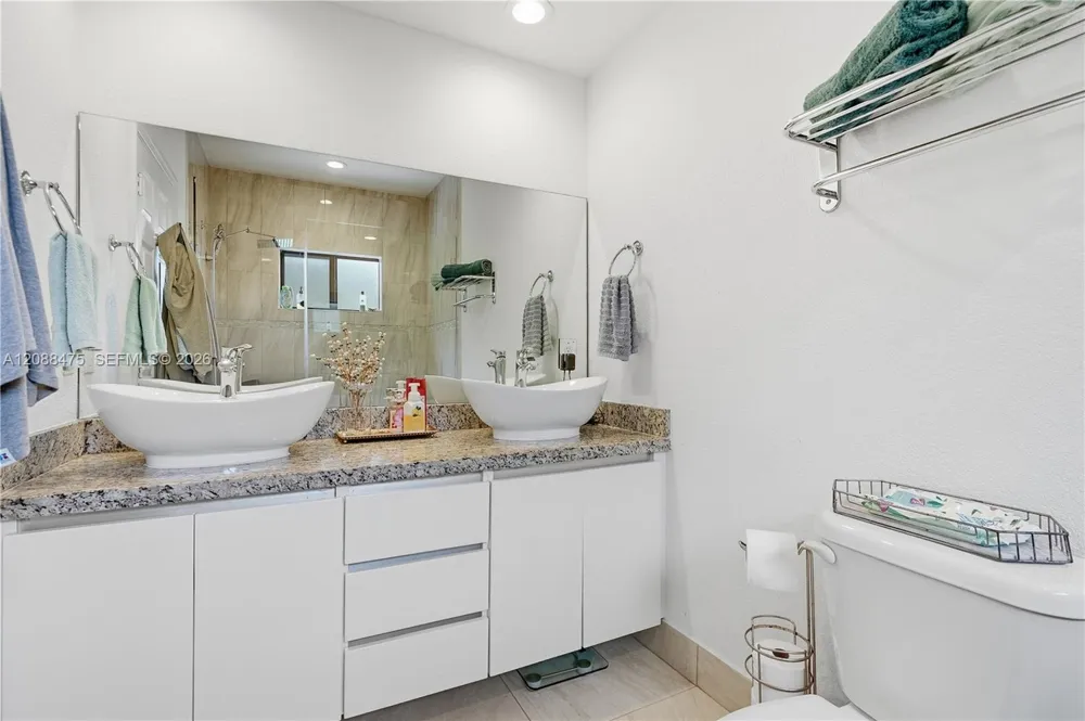 16335 SW 44th Ter Miami, FL 33185