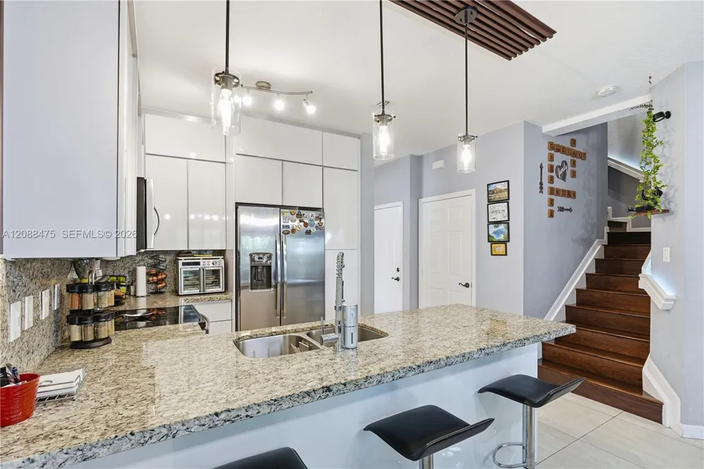 16335 SW 44th Ter Miami, FL 33185