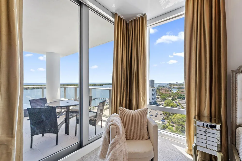 2 WATER CLUB WAY #1603 North Palm Beach, FL 33408