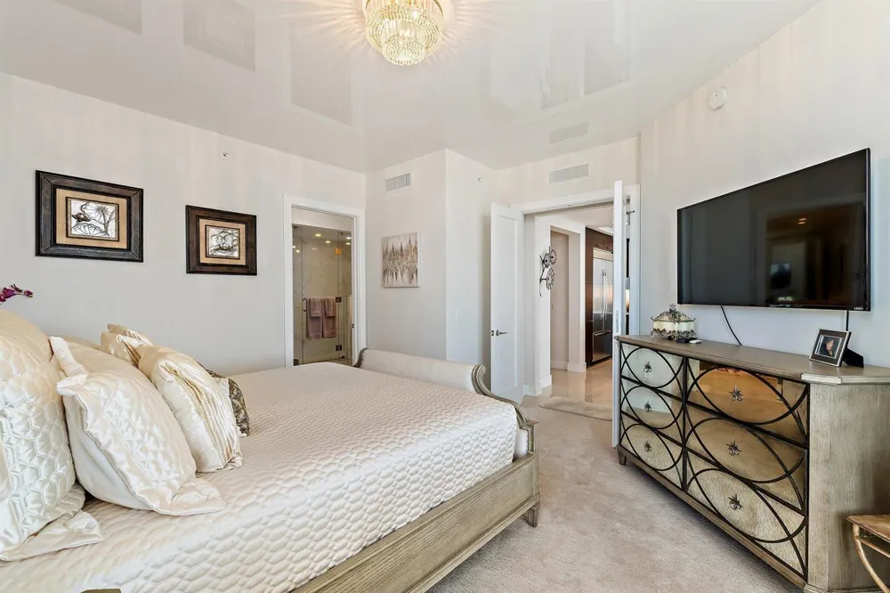 2 WATER CLUB WAY #1603 North Palm Beach, FL 33408