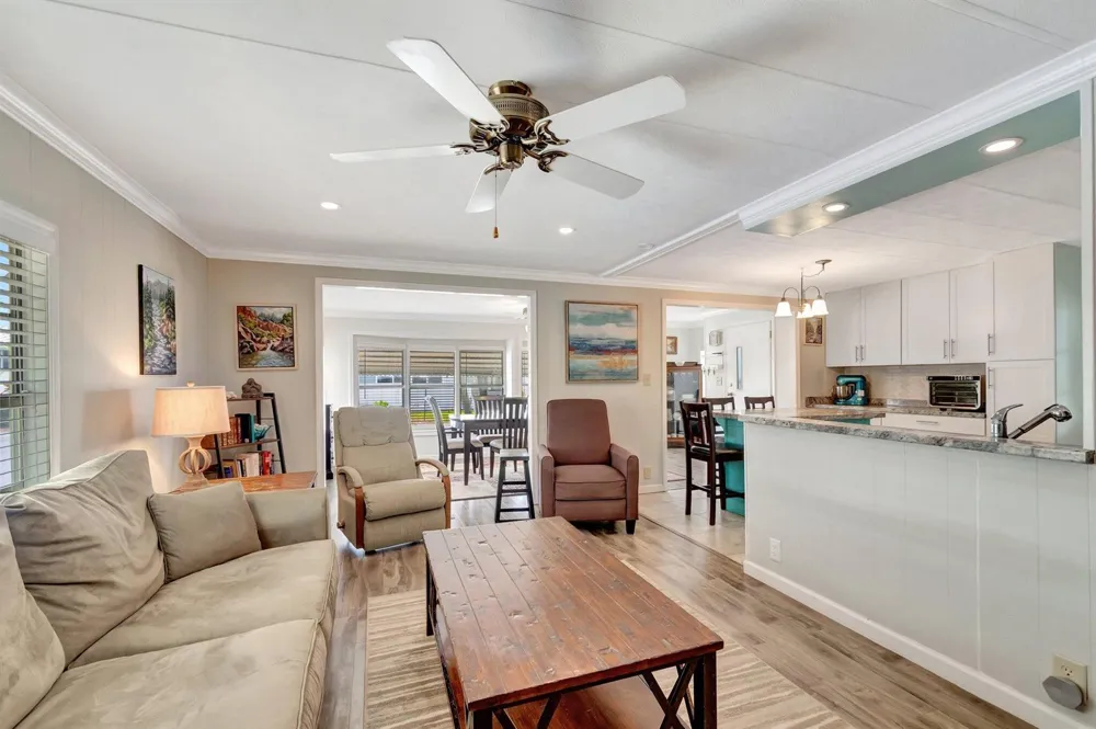 14001 KINGSTON BAY Boynton Beach, FL 33436