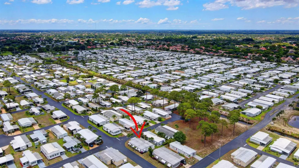 14001 KINGSTON BAY Boynton Beach, FL 33436