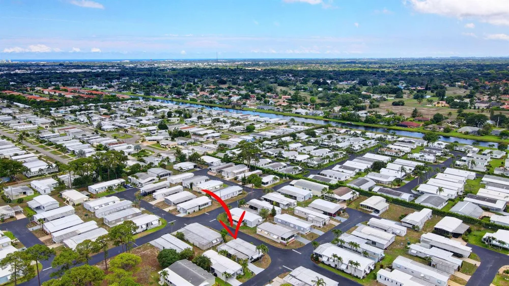 14001 KINGSTON BAY Boynton Beach, FL 33436