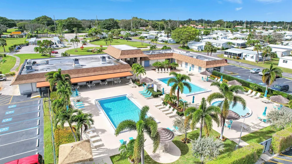 14001 KINGSTON BAY Boynton Beach, FL 33436