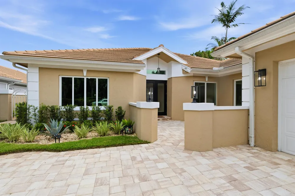 2376 SW Longwood Drive Palm City, FL 34990