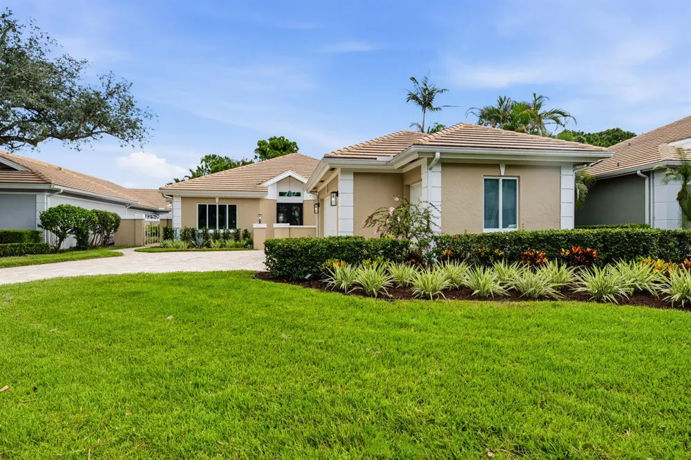 2376 SW Longwood Drive Palm City, FL 34990
