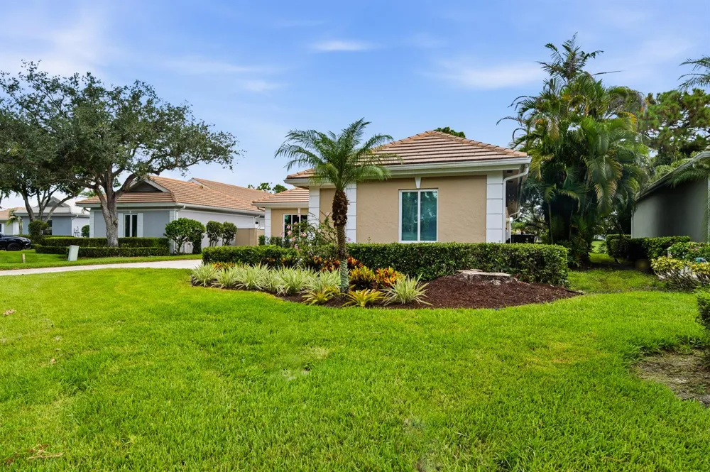2376 SW Longwood Drive Palm City, FL 34990