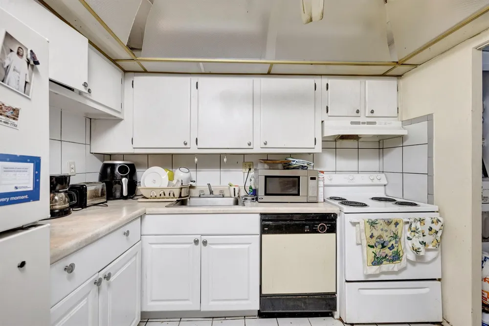 7820 S COLONY CIRCLE S #109 Tamarac, FL 33321