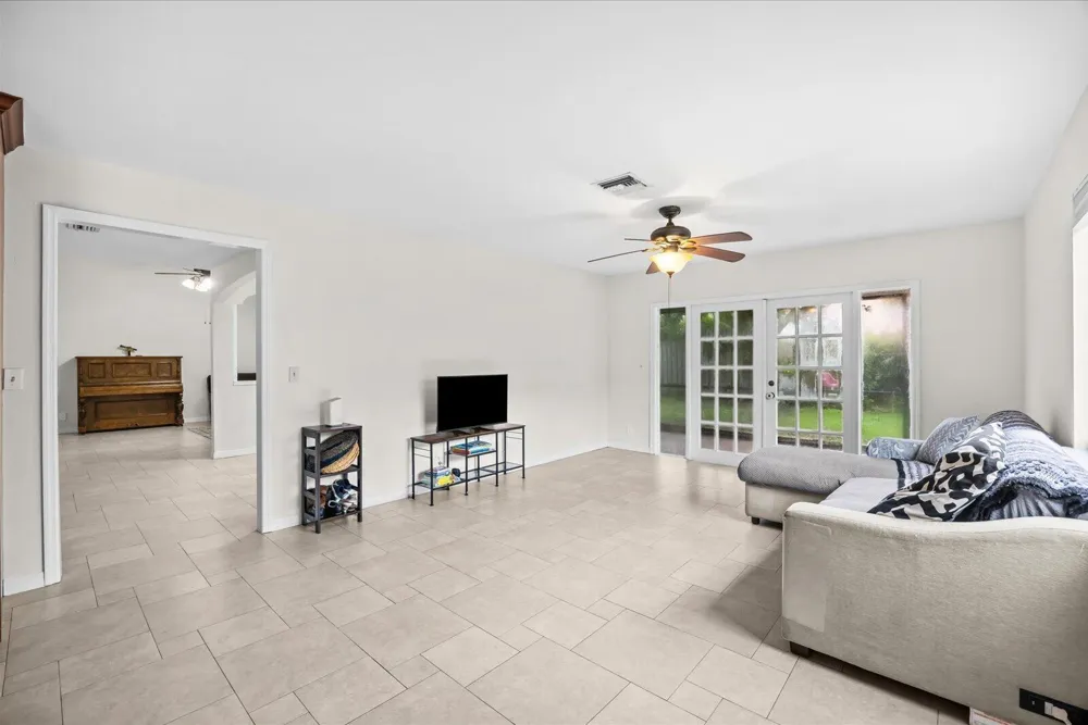 18831 MISTY LAKE DRIVE Jupiter, FL 33458
