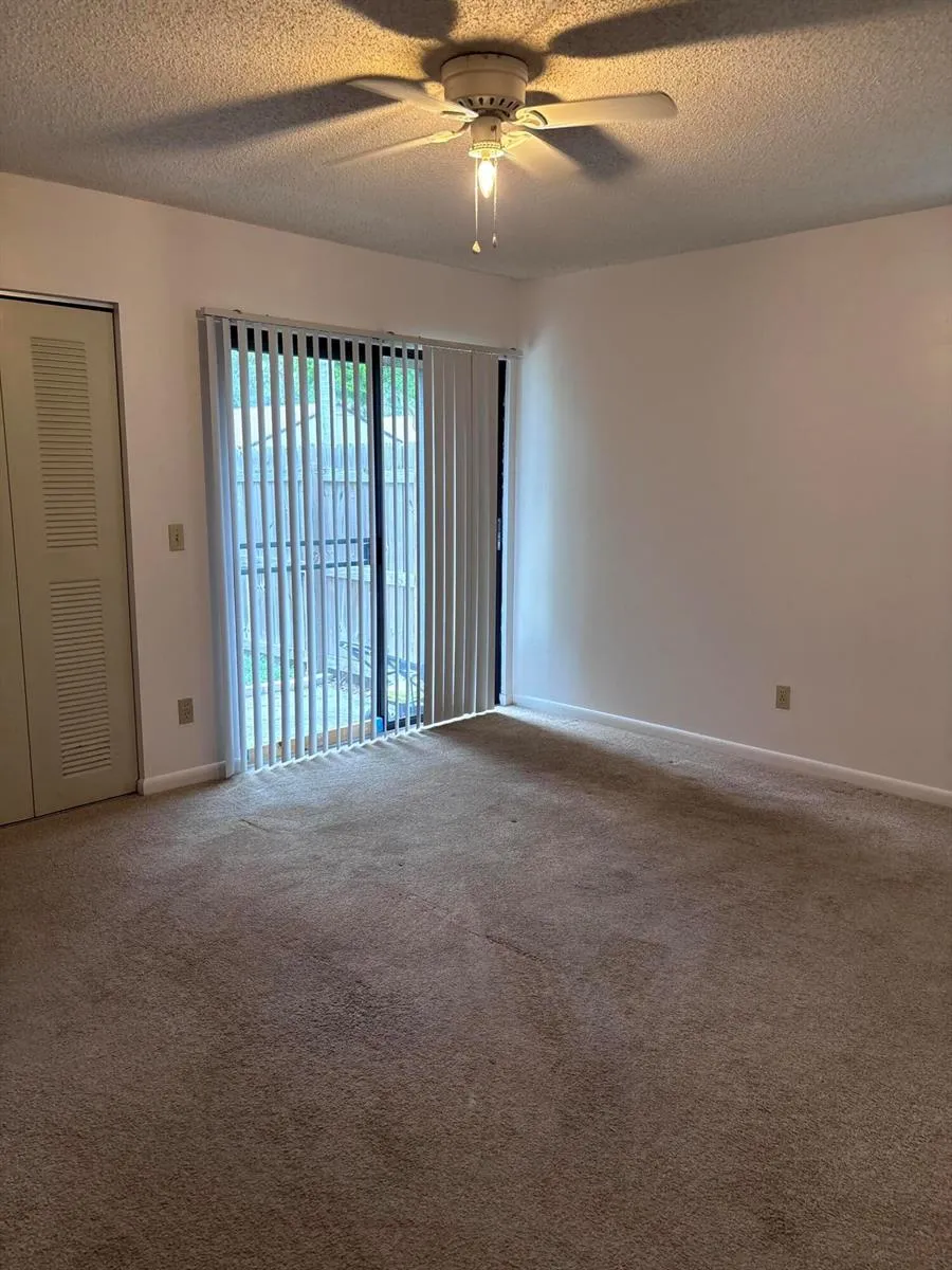 1466 39TH AVENUE #F-1 Vero Beach, FL 32960