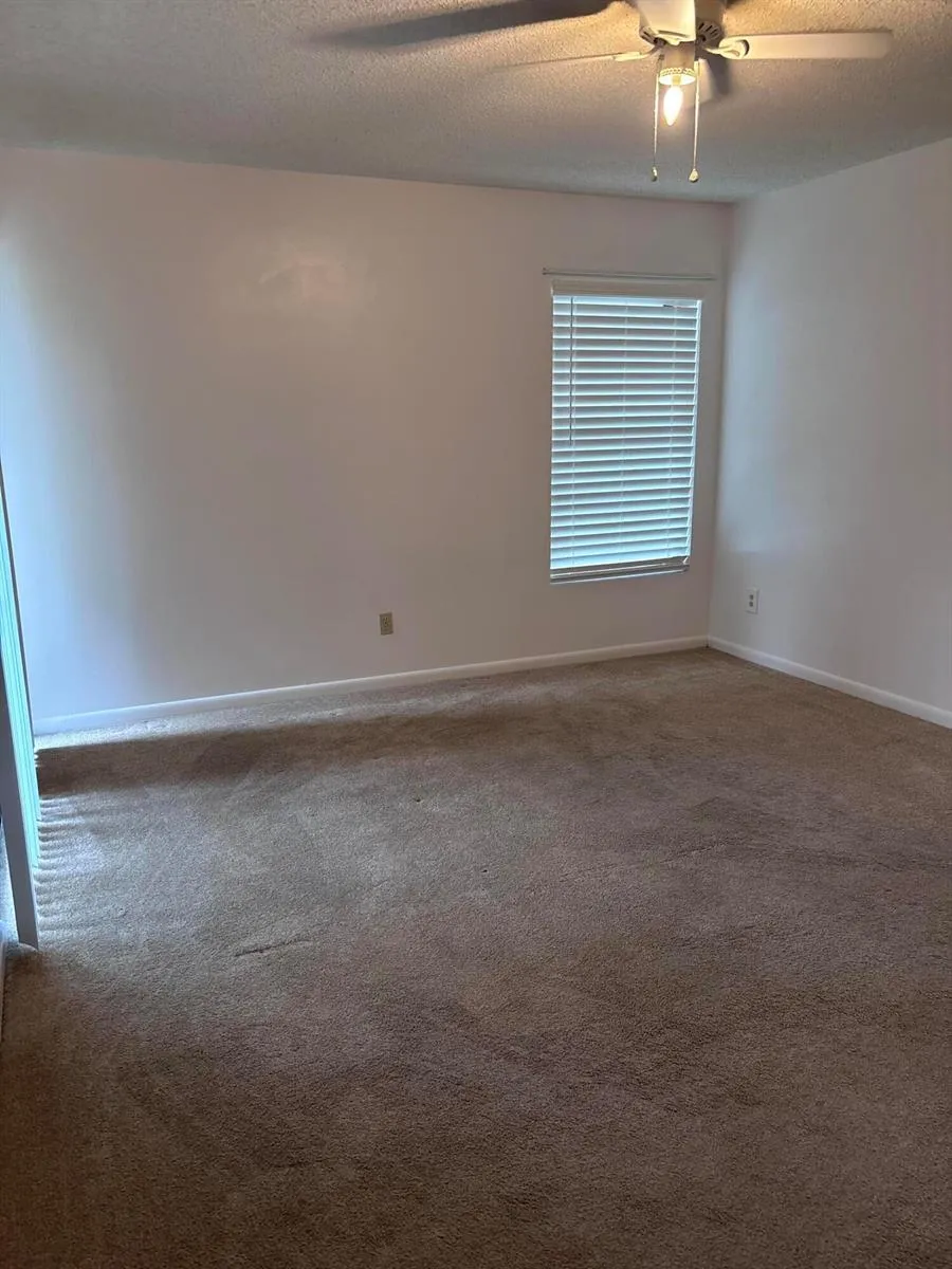 1466 39TH AVENUE #F-1 Vero Beach, FL 32960