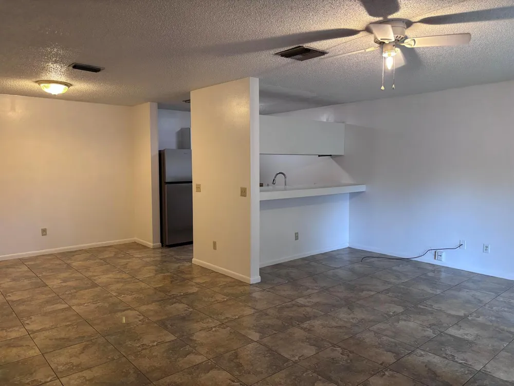 1466 39TH AVENUE #F-1 Vero Beach, FL 32960