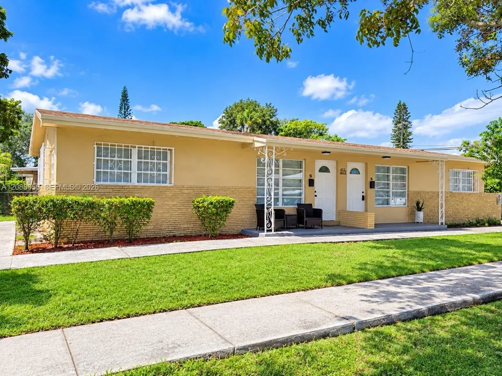 412 SW 10th St Hallandale Beach, FL 33009