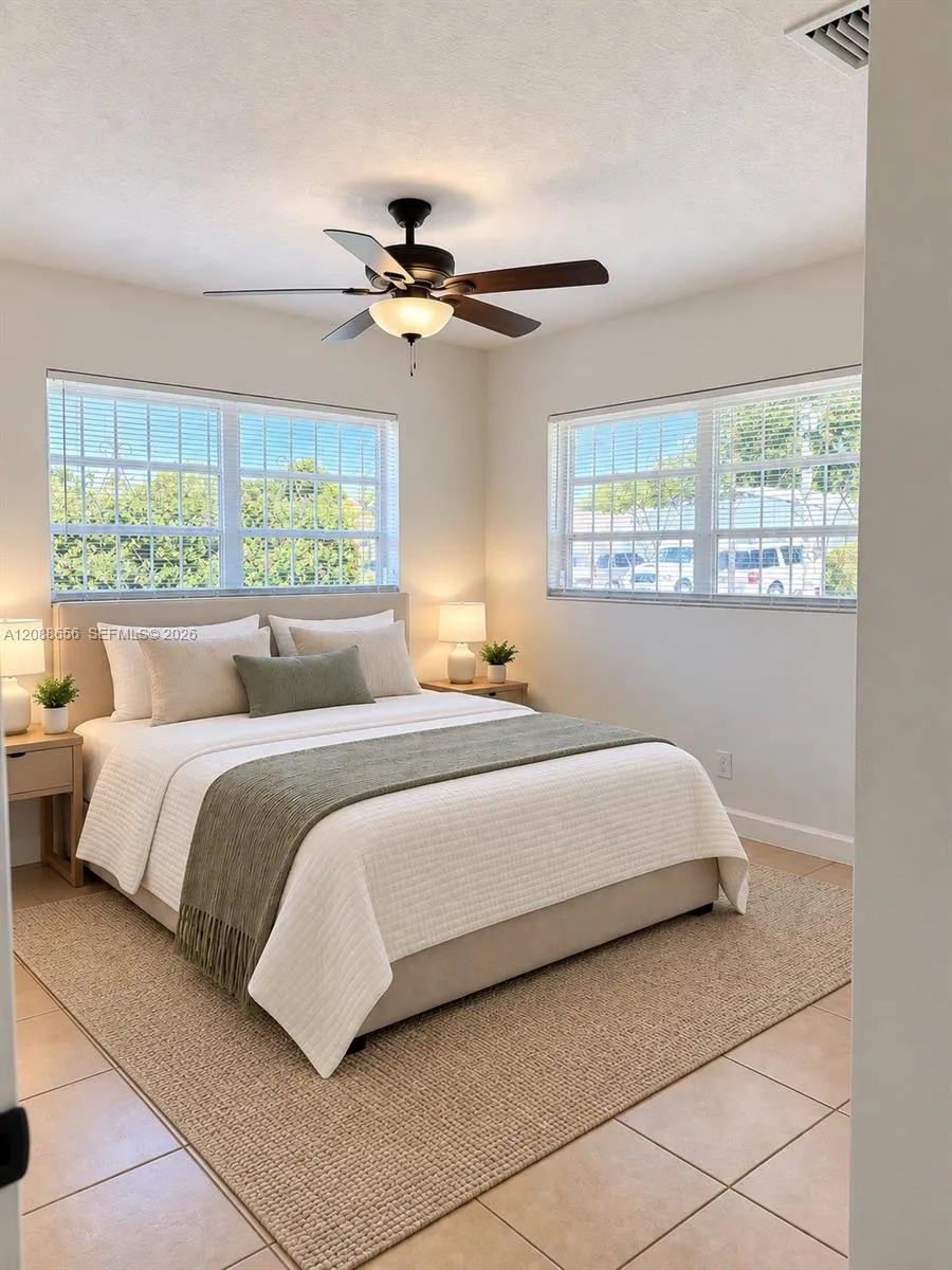 412 SW 10th St Hallandale Beach, FL 33009