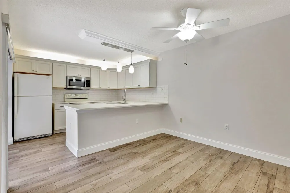 7118 71ST WAY West Palm Beach, FL 33407