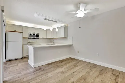 7118 71ST WAY