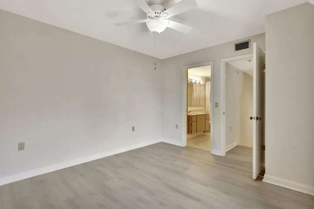 7118 71ST WAY West Palm Beach, FL 33407