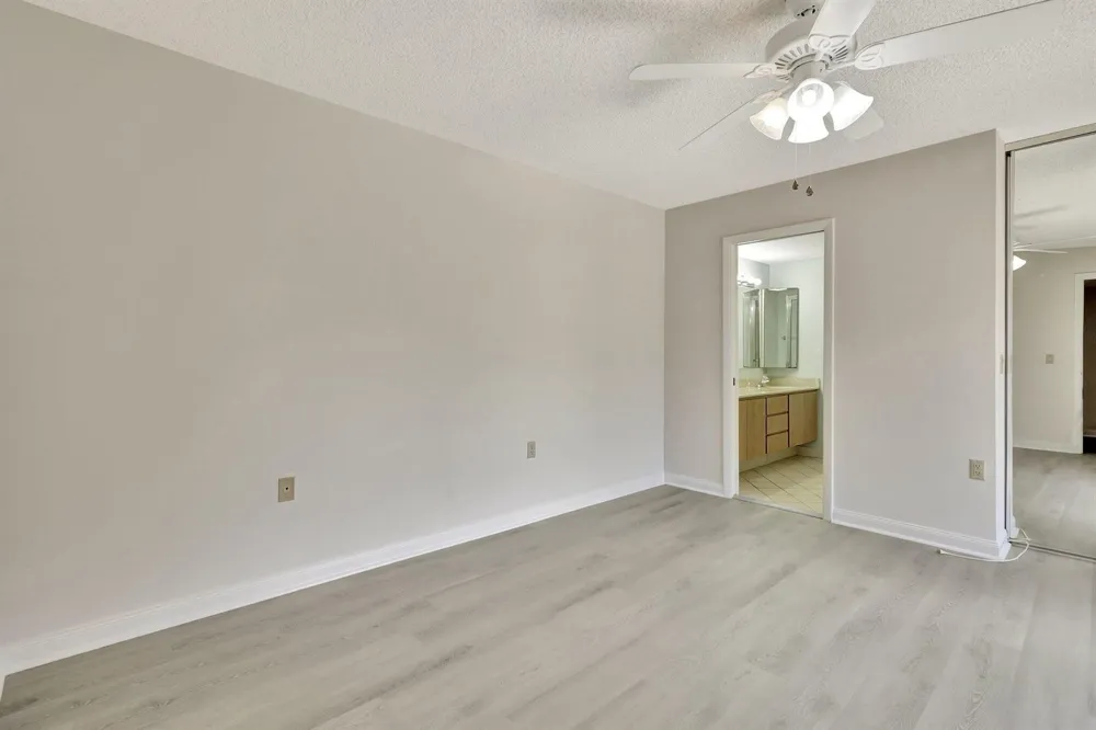 7118 71ST WAY West Palm Beach, FL 33407