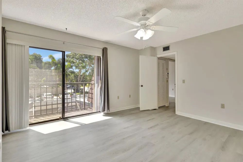 7118 71ST WAY West Palm Beach, FL 33407