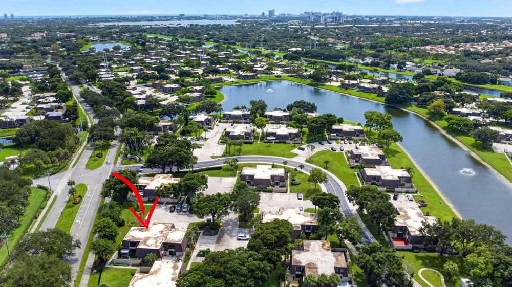7118 71ST WAY West Palm Beach, FL 33407